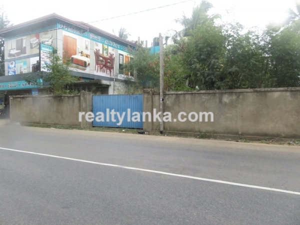 Beachfront Property Near To Dikwella Town