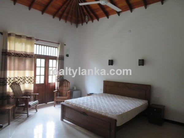 4 Bedroom villa Bentota