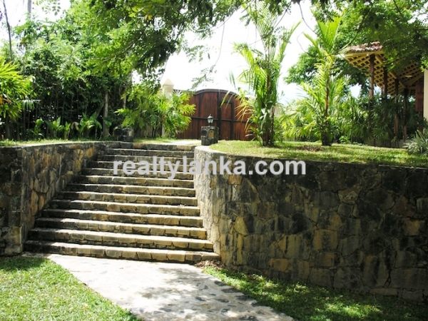 Lake View Viila